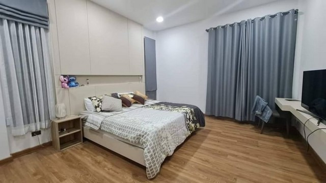 ขายบ้านสไตล์ โมเดริ์น มินิมอล สันกำแพง ใกล้ถนนคนเดิน