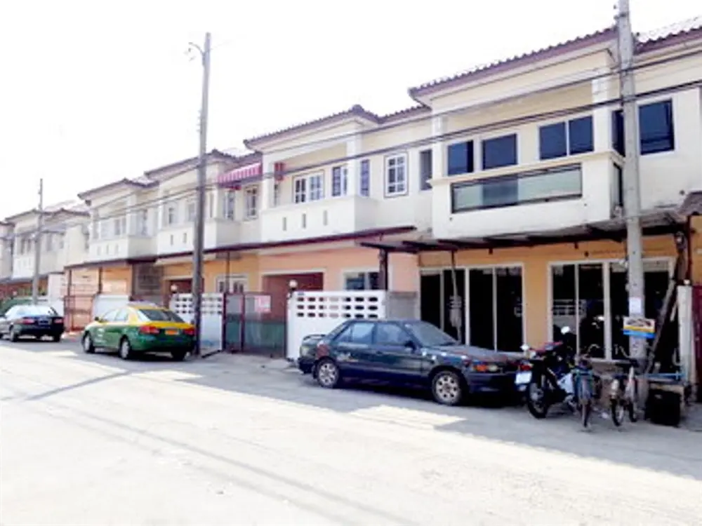 บัณฑิต อินเตอร์ทาวน์ 2