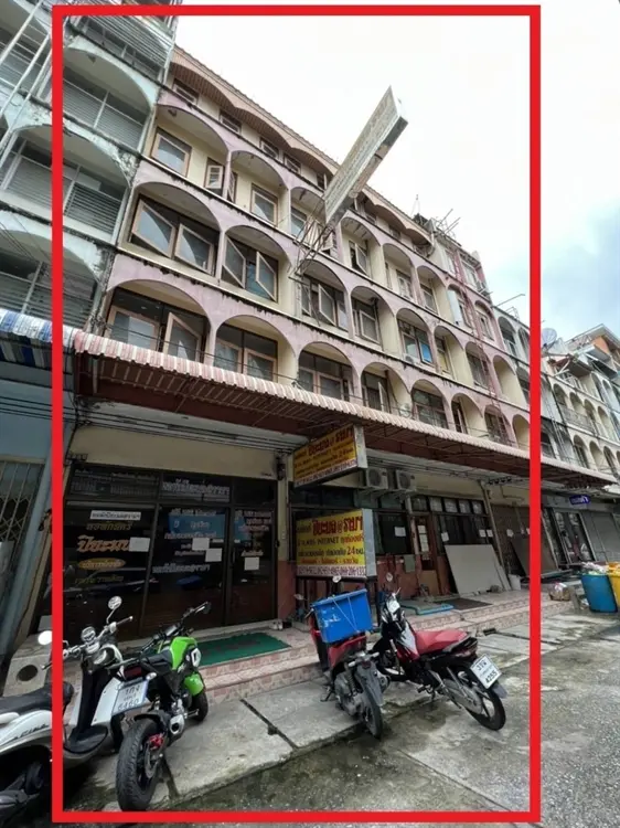 อาคารพาณิชย์หน้ารามคำแหง