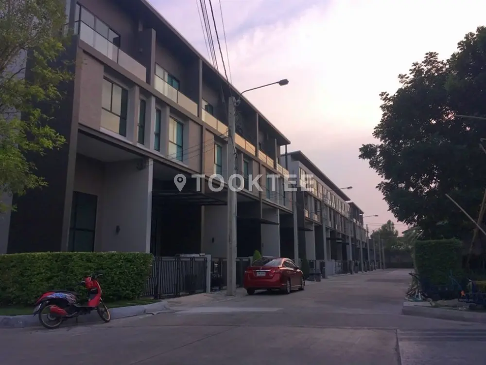 บ้านกลางเมือง วิภาวดี