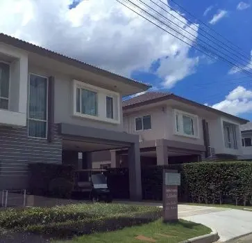 วรารมย์ พรีเมี่ยม (วัชรพล-จตุโชติ)