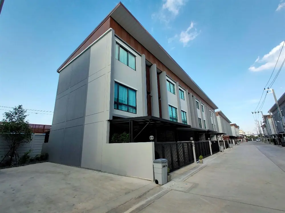 สิริเฮ้าส์ รัชดา 18