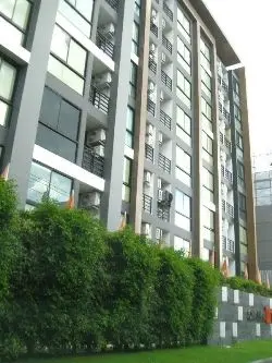 ชาโตว์ อิน ทาวน์ สุขุมวิท 64/1