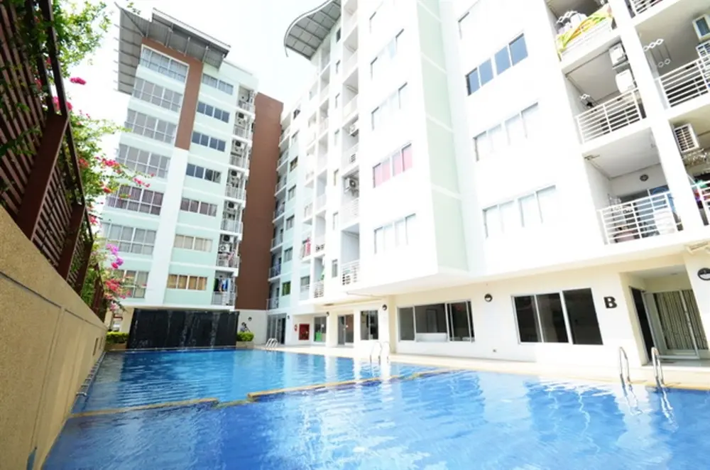 เดอะ ซีซั่นส์ ศรีนครินทร์