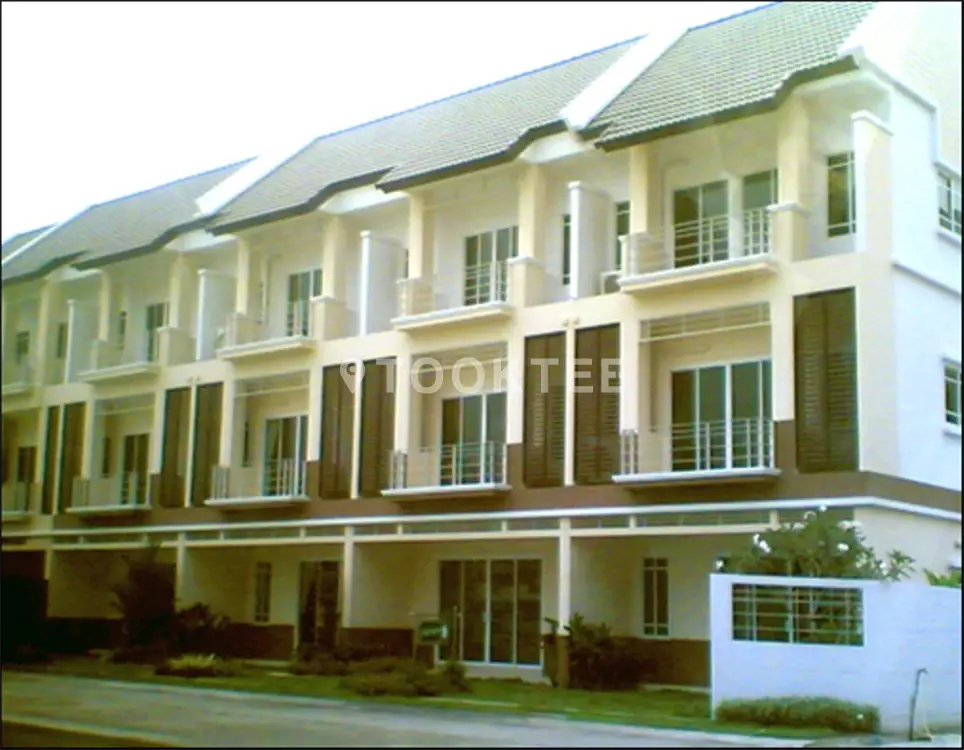 ธนาภิรมย์ ศรีนครินทร์ - วงแหวน