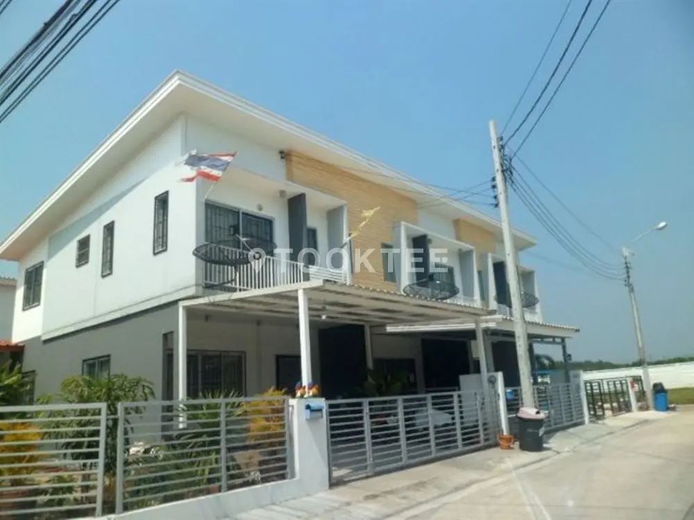 เดอะ คอนเนค 12A สุวรรณภูมิ