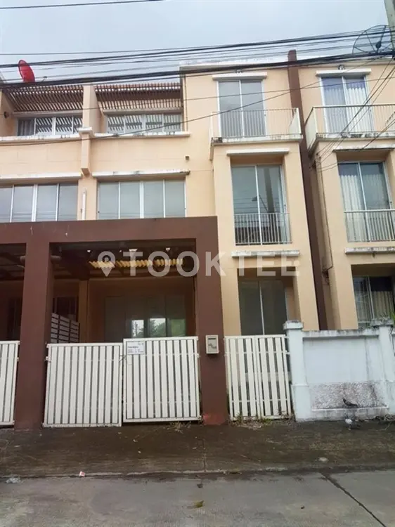 เดอะ คิวบ์ บางนา-สุวรรณภูมิ