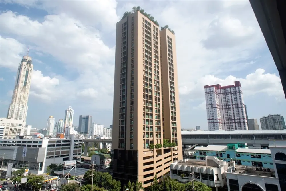 โนเบิล รีเวนต์