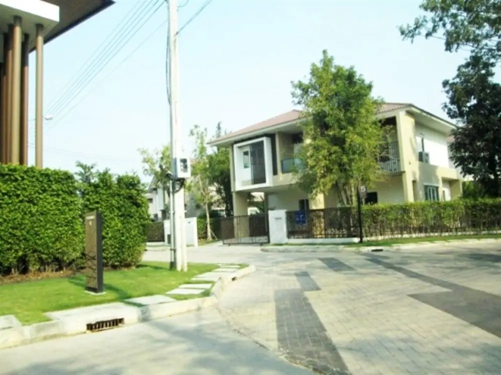 บุราสิริ ท่าข้าม-พระราม 2