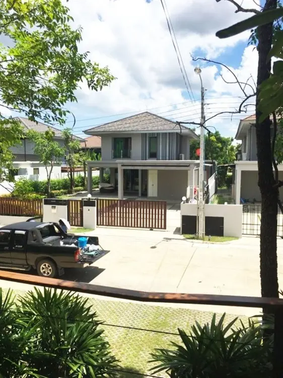 เลอ พาร์ค เรสซิเด้นซ์