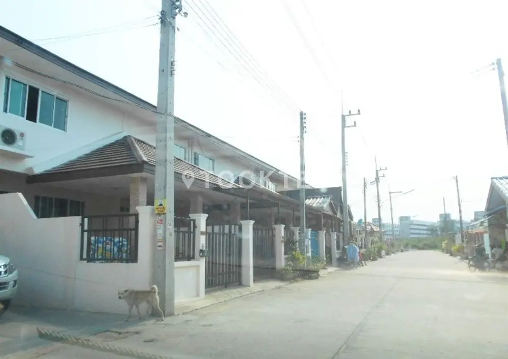 บ้านจารุวรรณ