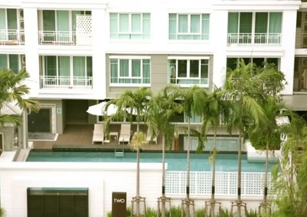 เดอะ บางกอก สาทร-ตากสิน