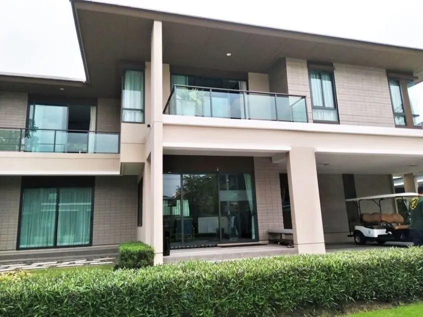 เศรษฐสิริ ปิ่นเกล้า-กาญจนา