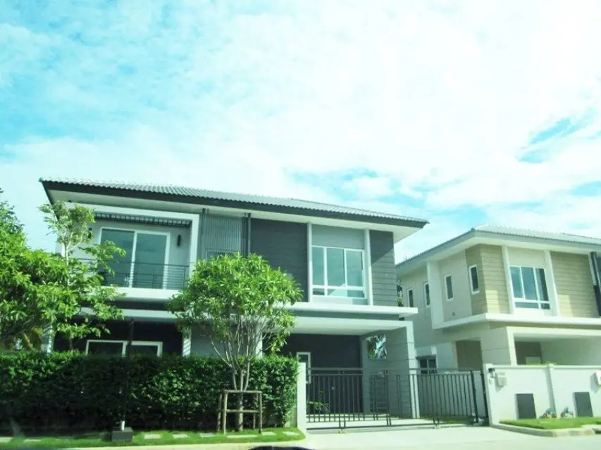 เซนโทร ราชพฤกษ์