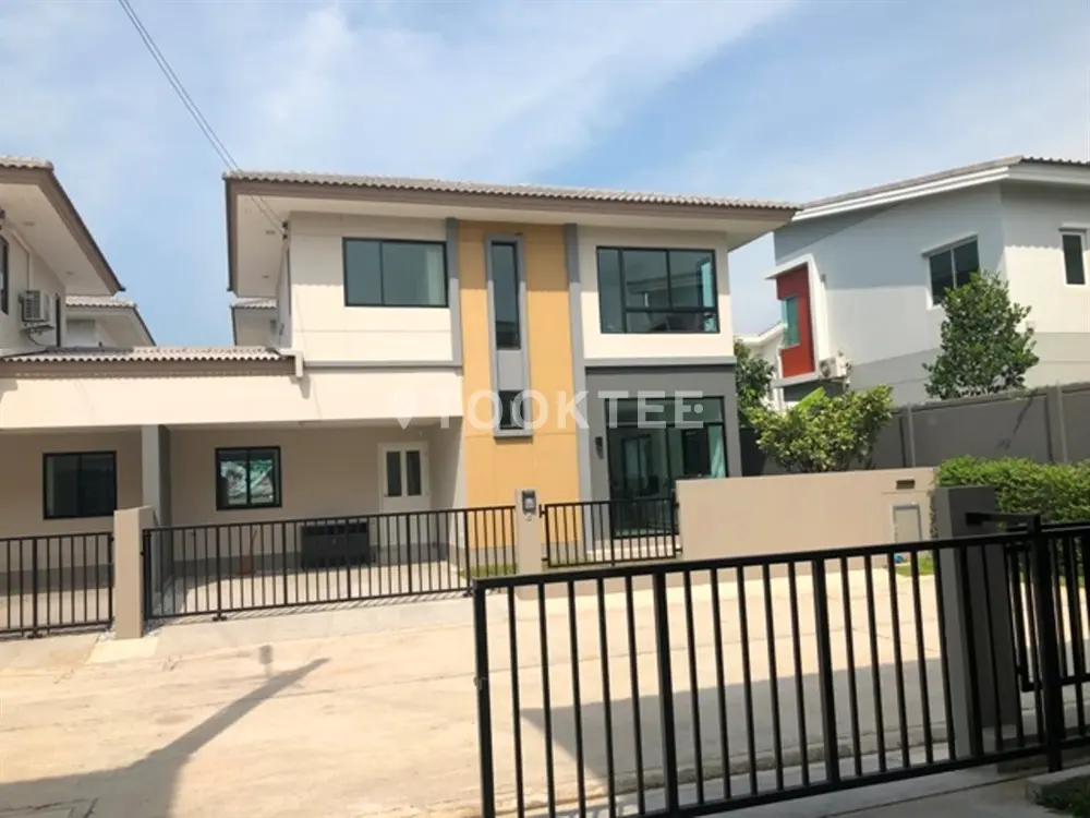 คาซ่า วิลล์ ปิ่นเกล้า-ศรีรัช