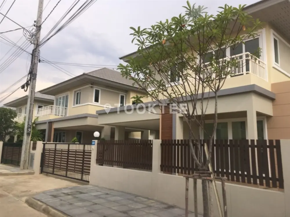 เศรณีคาซ่า เวสต์เกต