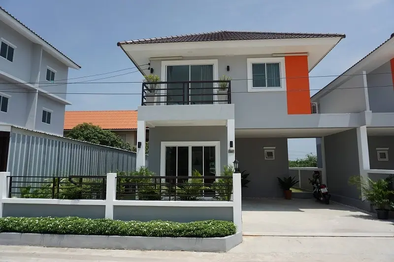 บ้านรติรัตน์ (ลาดปลาดุก-มะสง)