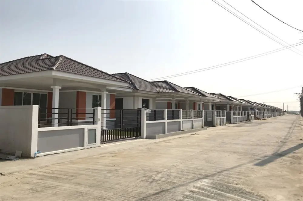 รติรัตน์ ถนนต้นเชือก-วัดมะสง