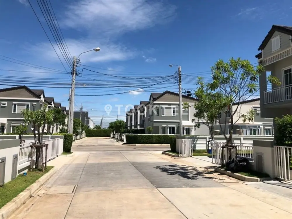 เดอะ วิลเลจ กาญจนาภิเษก-ราชพฤกษ์ 2