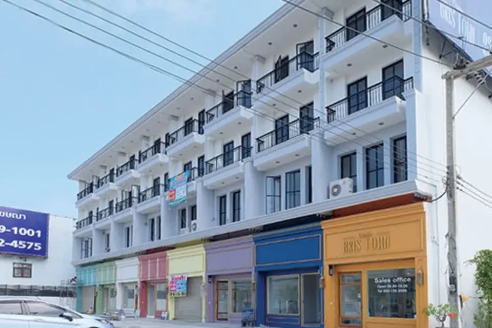 โอเอซิส บริส ทาวน์(ด้านหน้า)