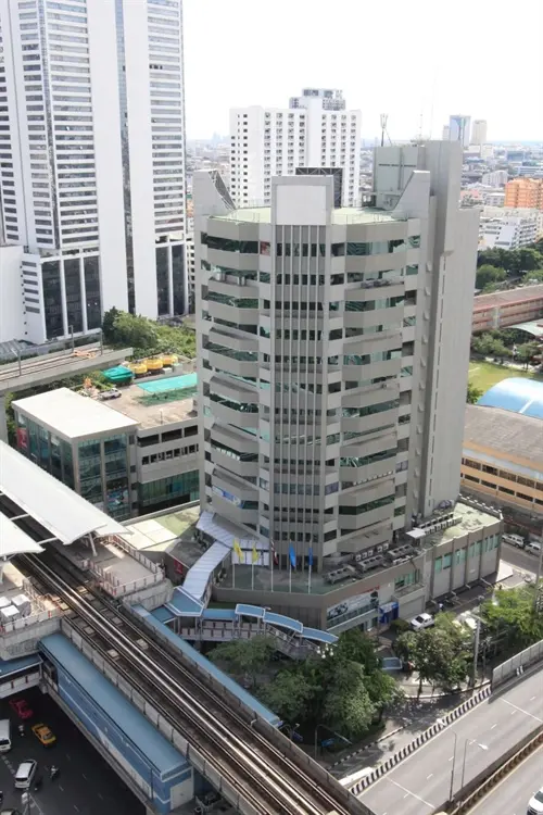 ซี พี ทาวเวอร์ 3