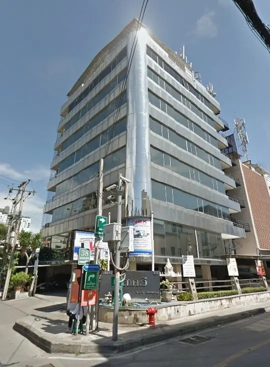 เอส เค วี,อาคาร