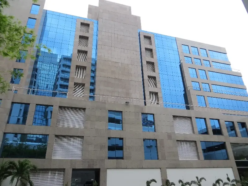 เคี่ยน หงวน 3, อาคาร