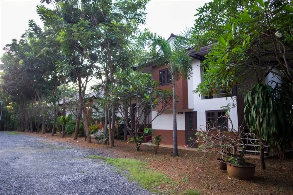 ชาลีณา รีสอร์ท