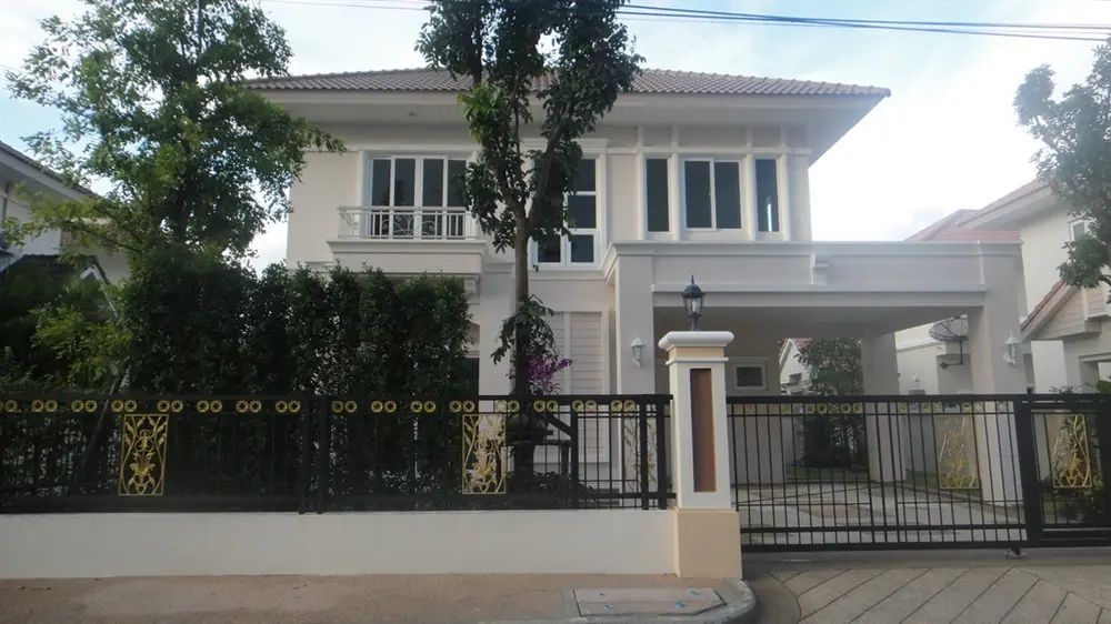 เพอร์เฟคเพลส เดอะเลคไซด์โฮม