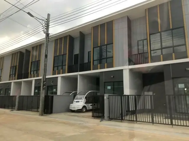 เดอะ ธาม ซิกเนเจอร์ อ่อนนุช-มอเตอร์เวย์